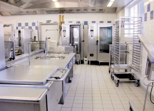 Une cuisine mieux sectorisée et équipée avec le souci du détail