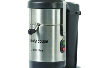 Des jus de fruits sains et gourmands avec la centrifugeuse J100 Ultra de Robot Coupe