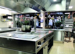 Un marché en demi-teinte