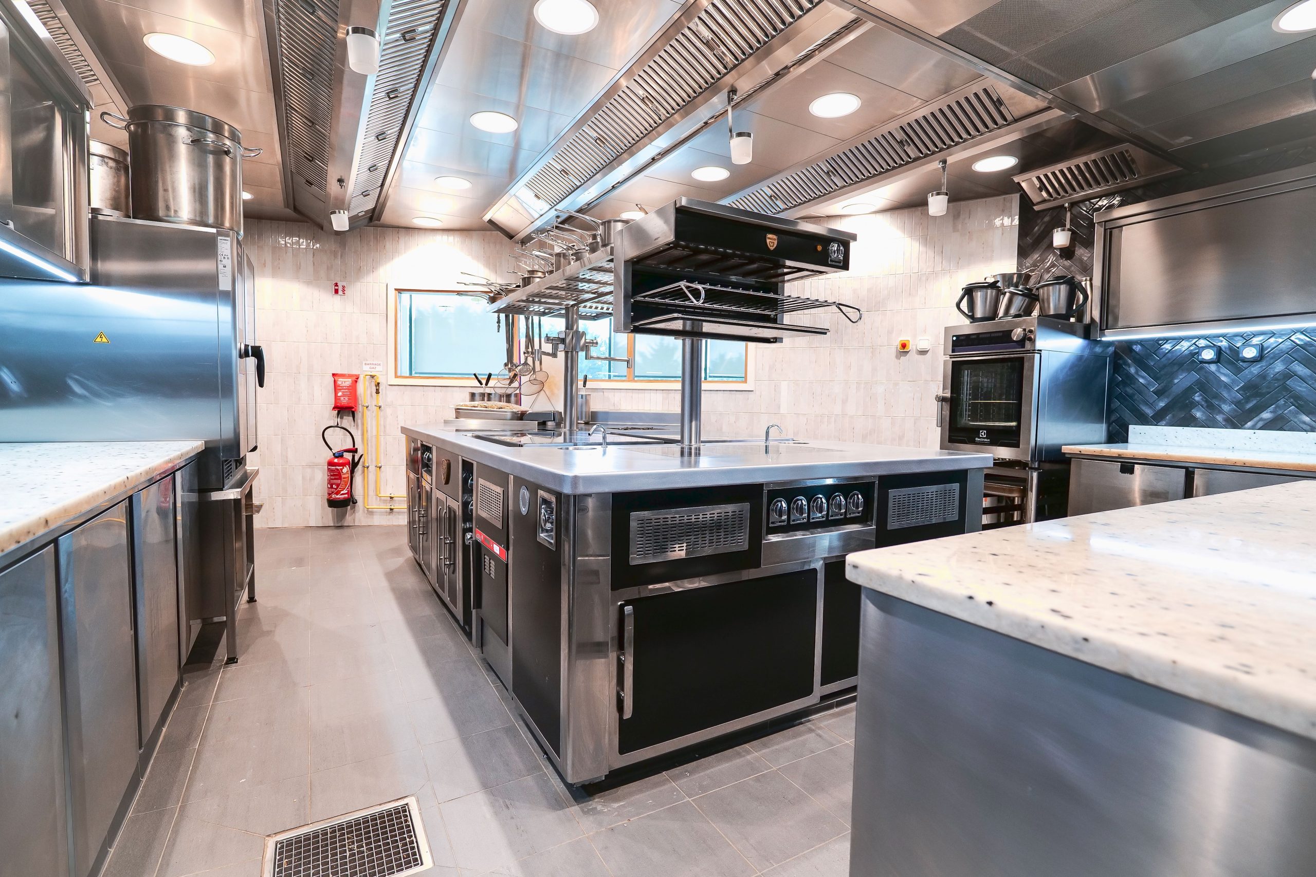 Dossier Bureaux d’études dans le n° de fin d’année de Grandes Cuisines