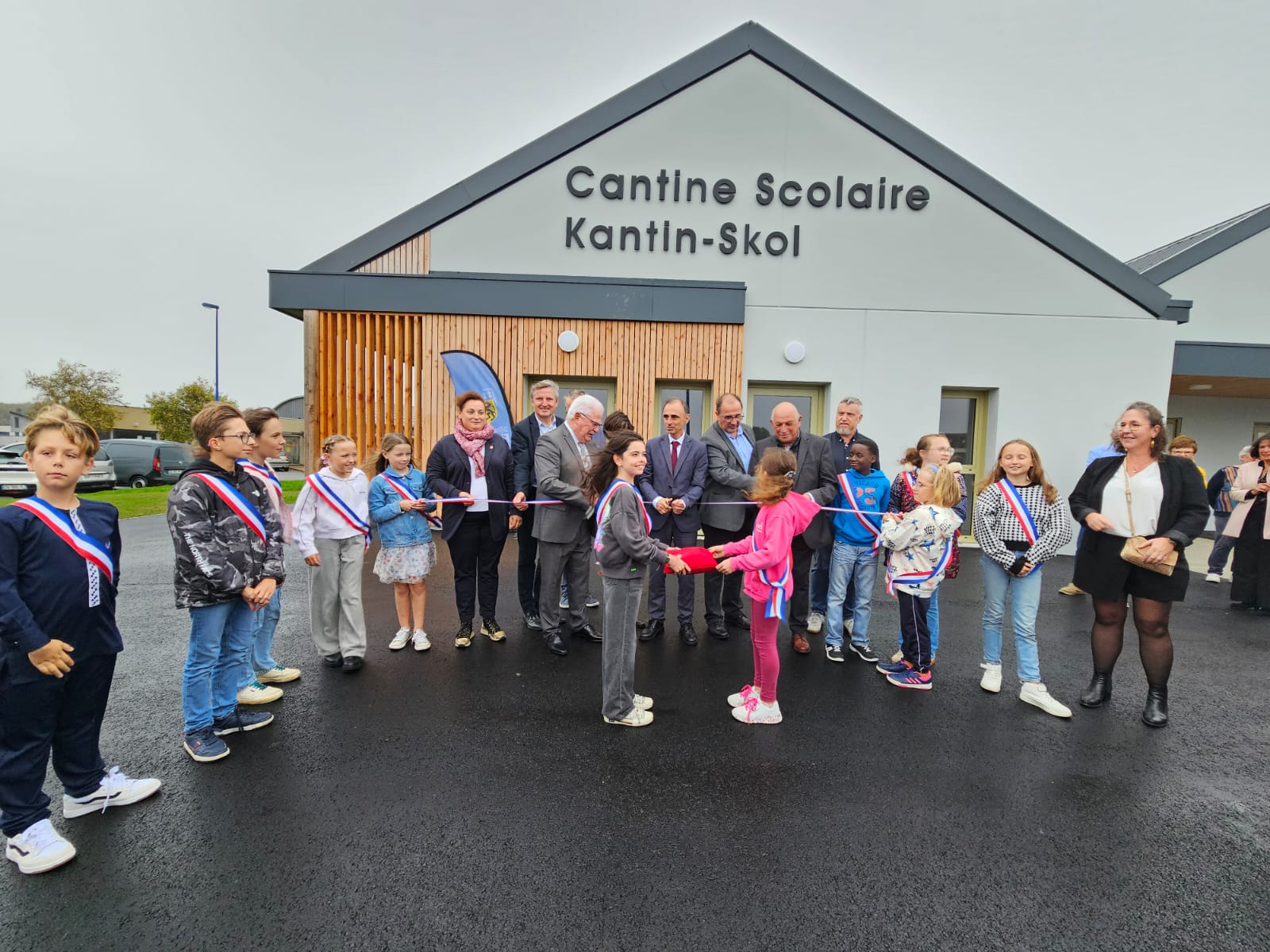 Bourg-Blanc se dote d’une nouvelle cantine scolaire