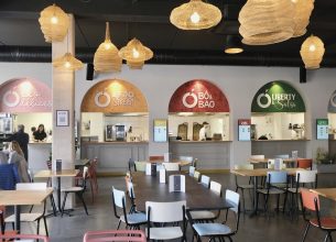 Les Docks à Roanne : Une cuisine bien pensée pour le food court et le restaurant